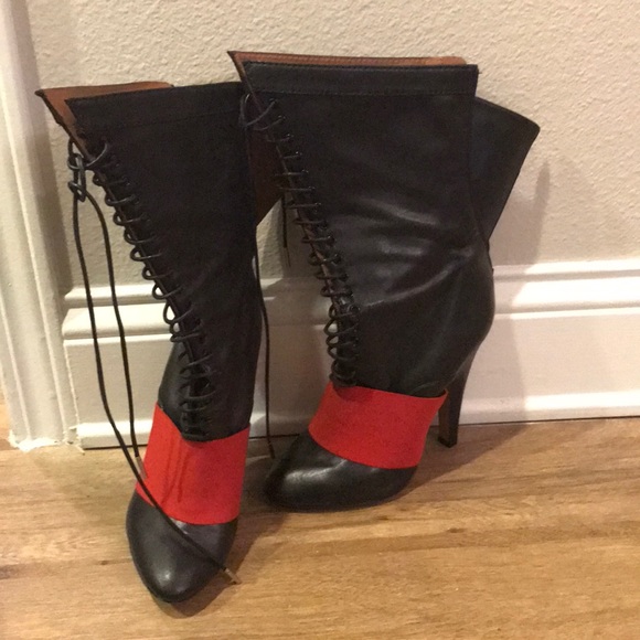 Givenchy lace up leather boots - Picture 2 of 7